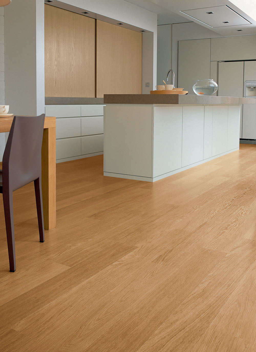 Natural Varnished Oak Planks - Quickstep - Image 2