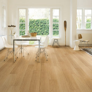 Natural  Varnished Oak  with  water-repellent ‘HydroSeal’ coating